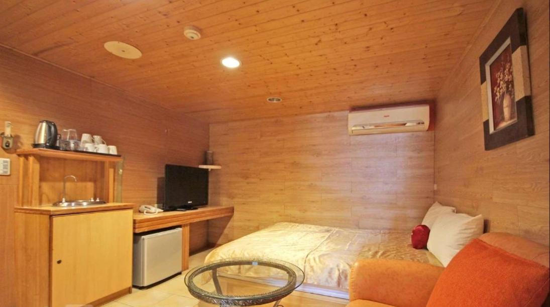 日月潭 -日月住館-休閒旅館- 水社碼頭 Yuchi Exteriör bild